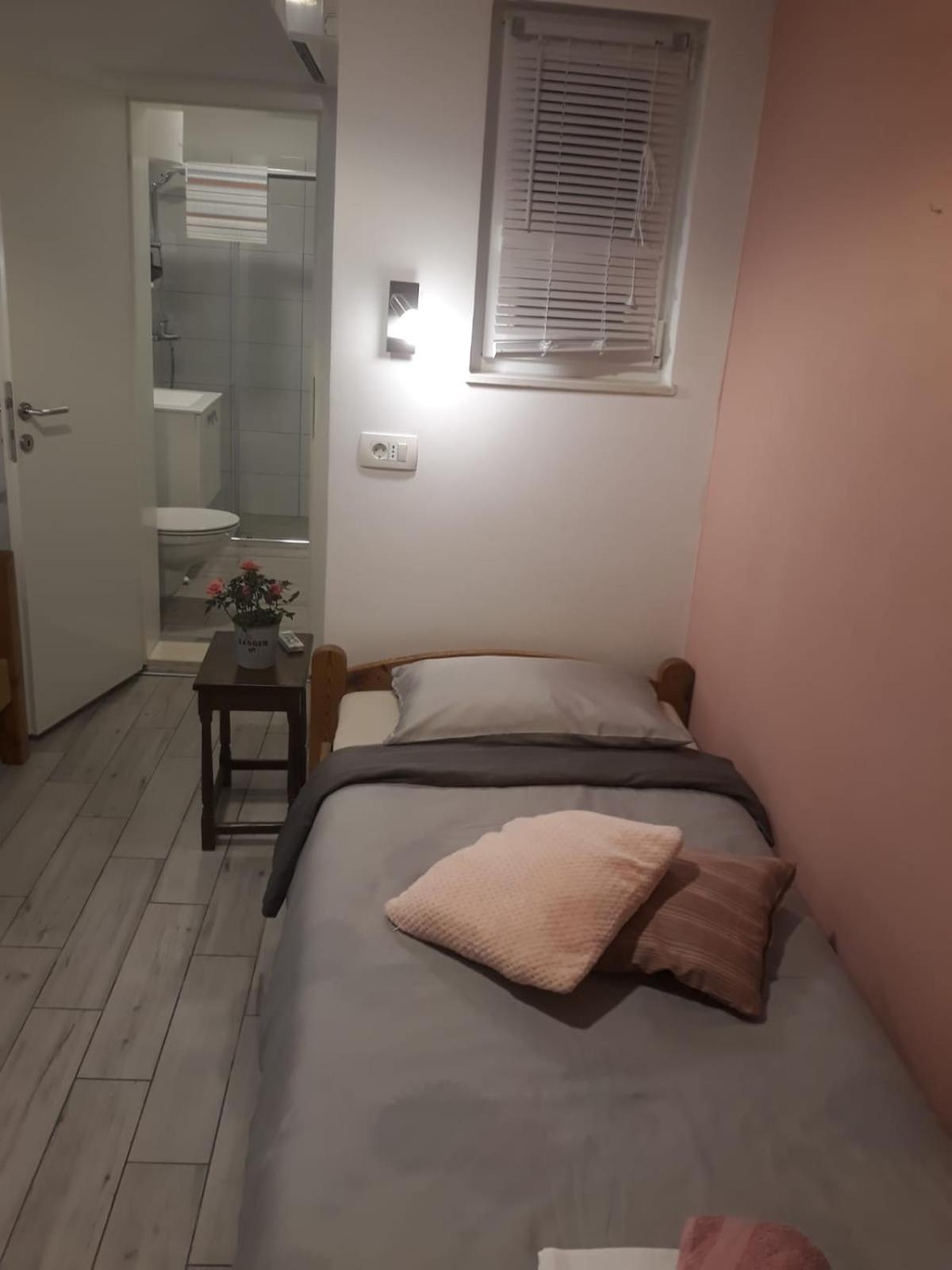 Apartments Marin Trogir Bilik gambar
