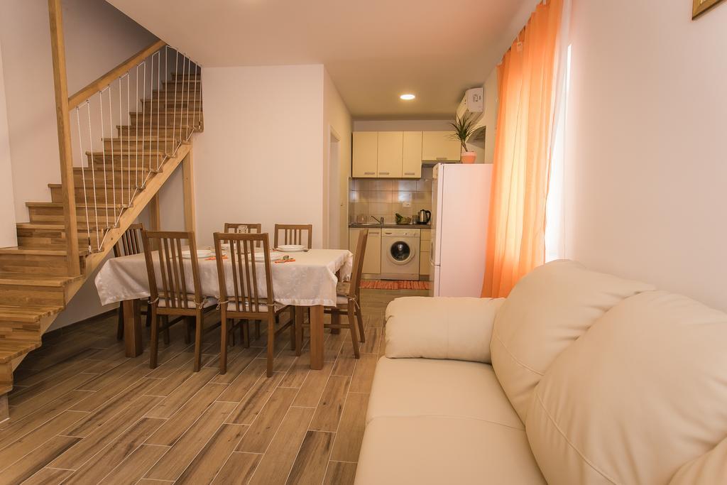 Apartments Marin Trogir Luaran gambar