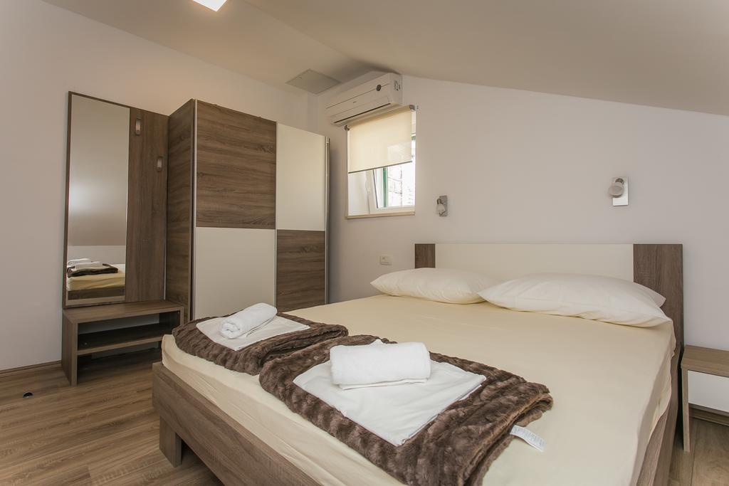 Apartments Marin Trogir Luaran gambar